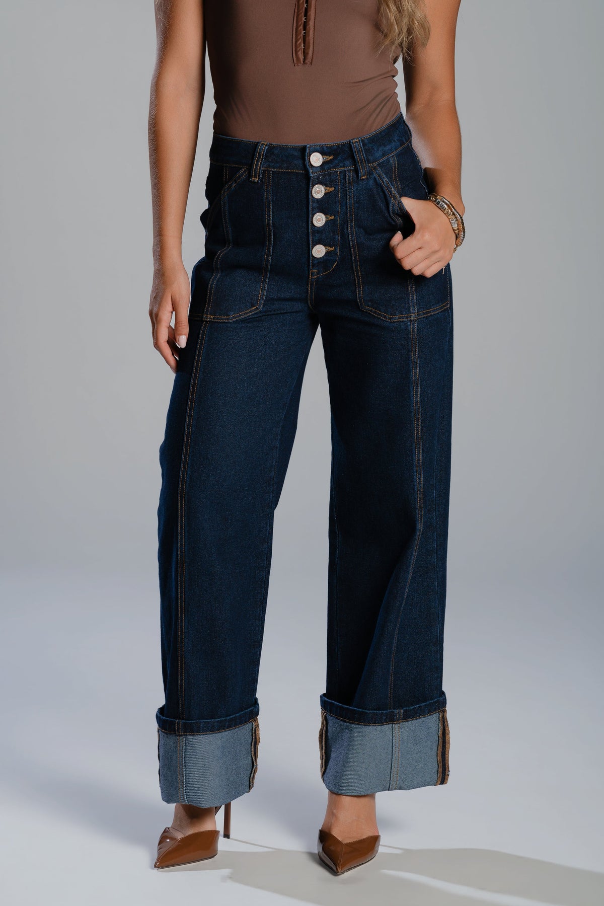 CUFFED JEAN