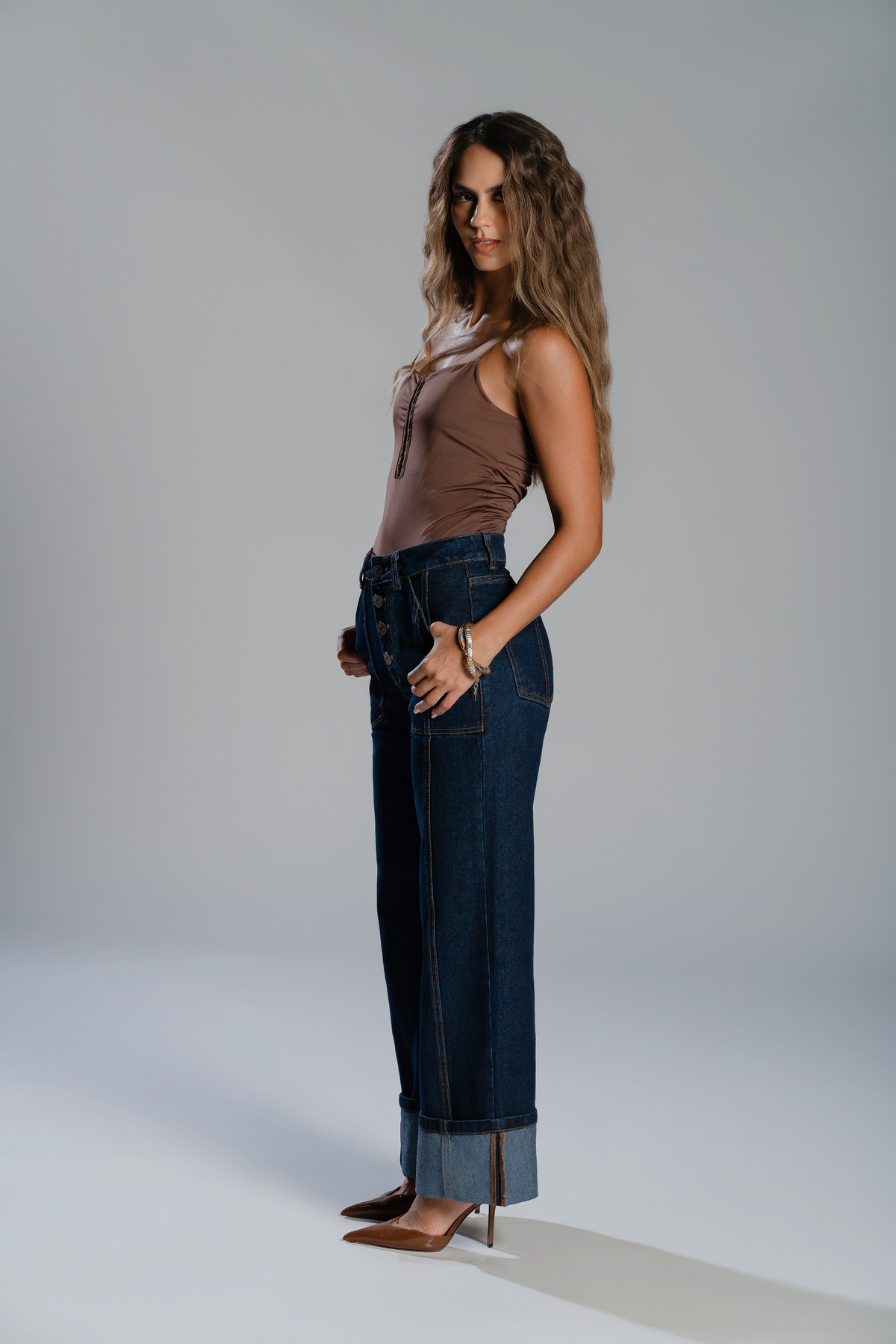 CUFFED JEAN