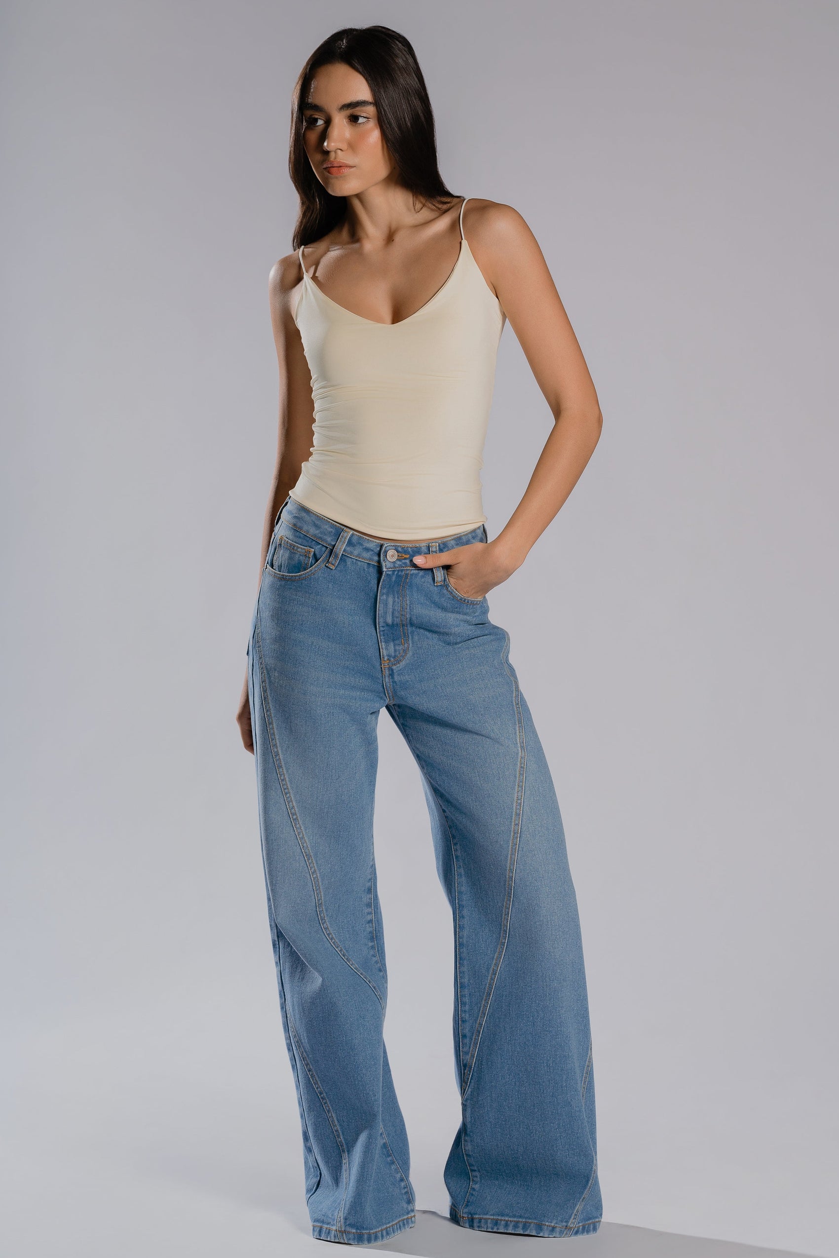 WIDE LEG SEAM JEANS