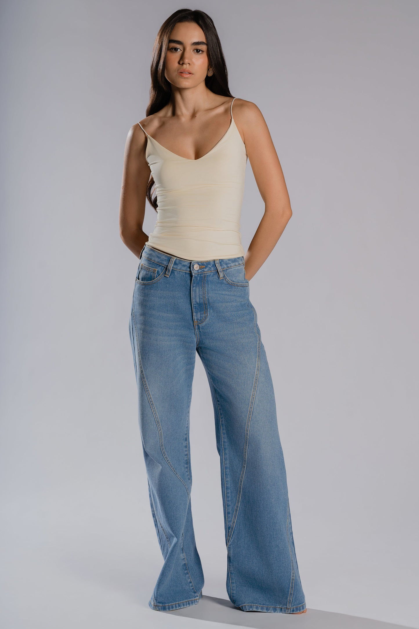 WIDE LEG SEAM JEANS