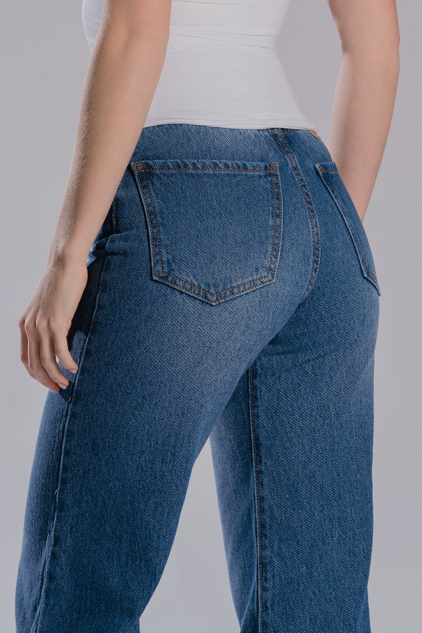 WIDE LEG STRETCH JEANS