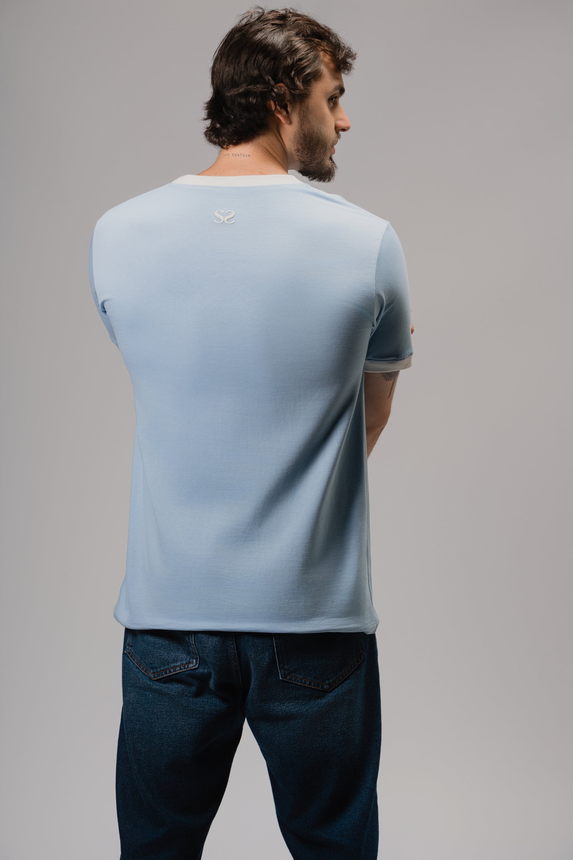 Azul con Ivory